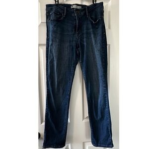 Levi’s midrise blue skinny jeans, size 12